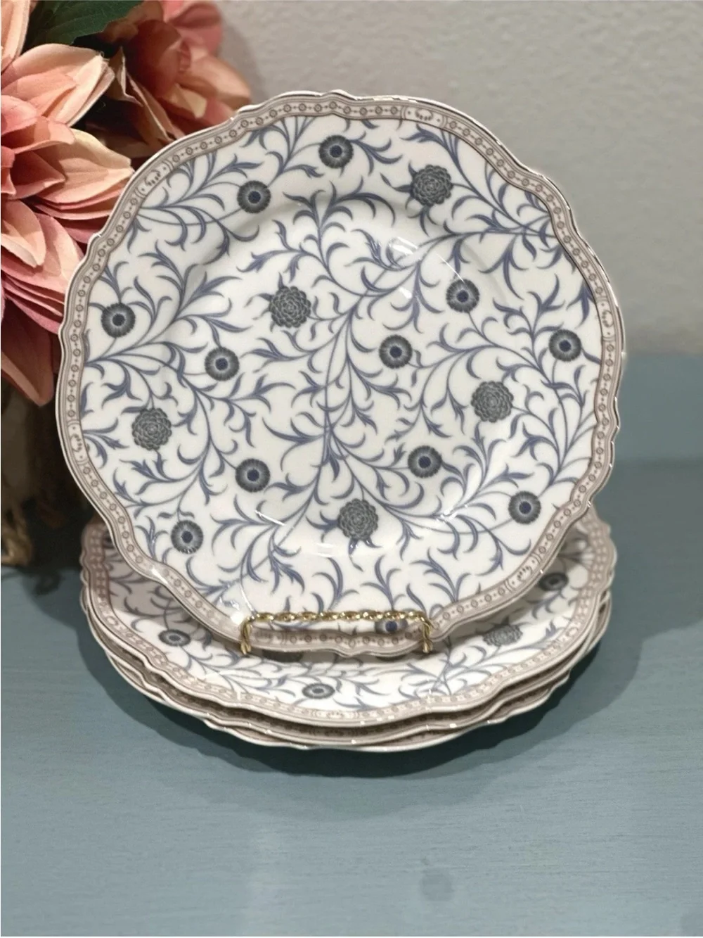 4 MORRIS & Co SIDE SALAD PLATE Floral Dish WHITE SWEET BRIAR Premium Porcelain